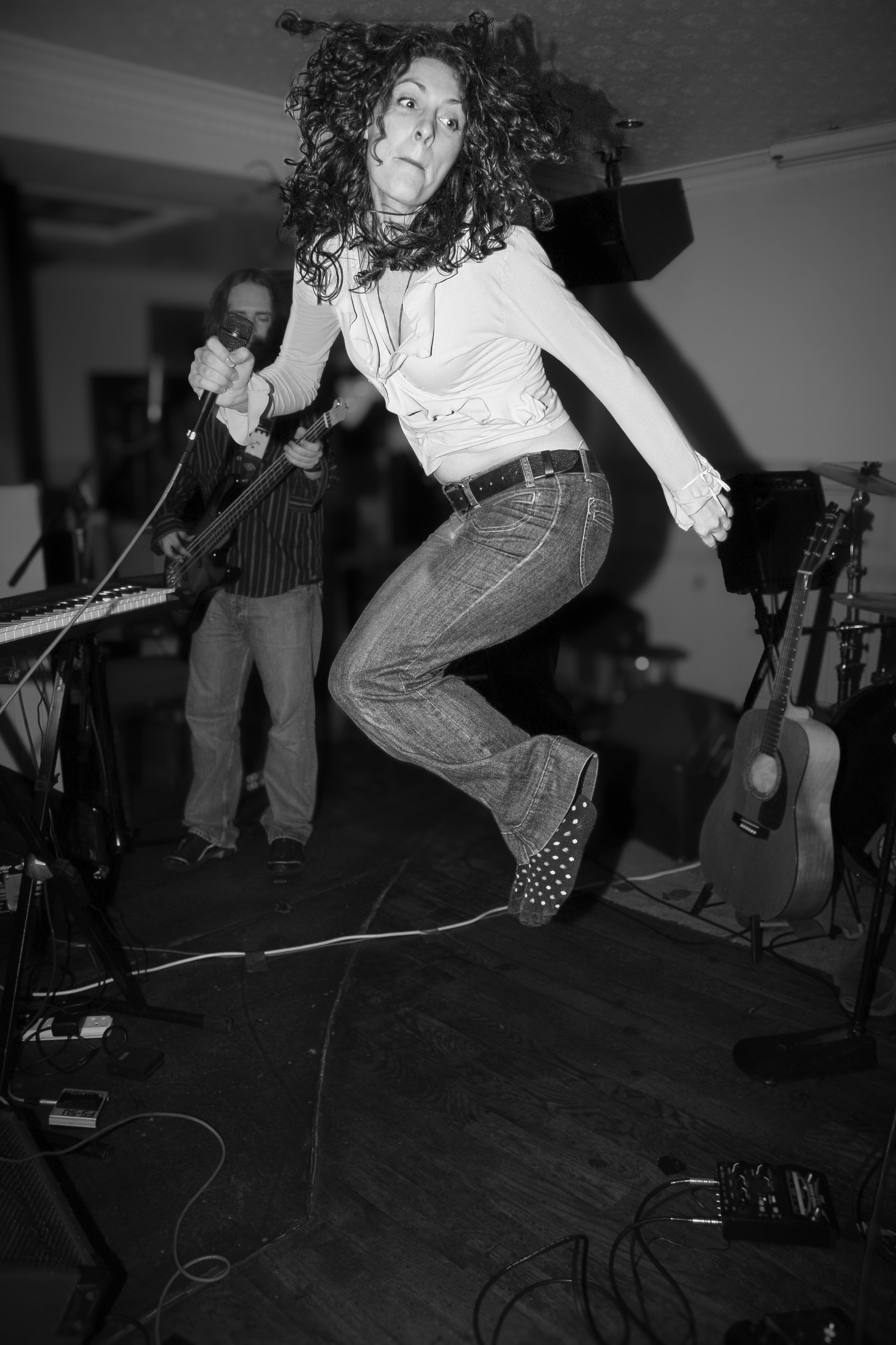 Ruth Thompson-Gladstone performing live at The Star Inn